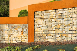 Rangement de bois en acier CorTen : esthétique et pratique
