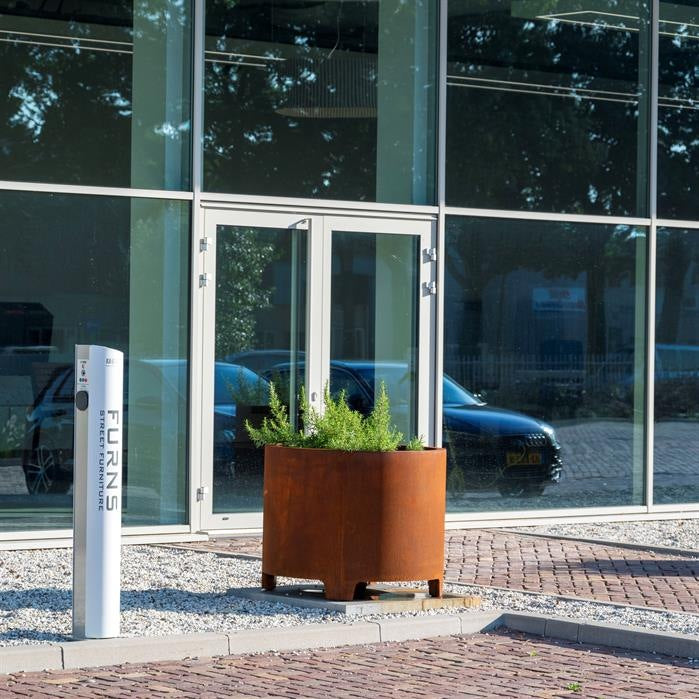 SAIDA Pflanzenkübel MIT FÜSSEN aus CorTen-Stahl