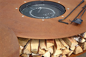 Brasero en acier CorTen : sur pied ou vasque ?