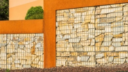 Rangement de bois en acier CorTen : esthétique et pratique