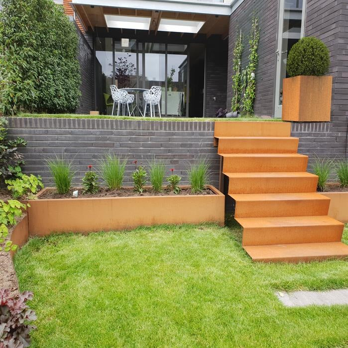 Escalier pour l'extérieur en acier CorTen