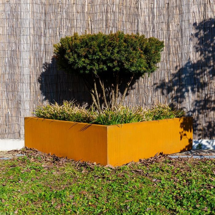 Pots pour plantes TRIANGLE en acier CorTen