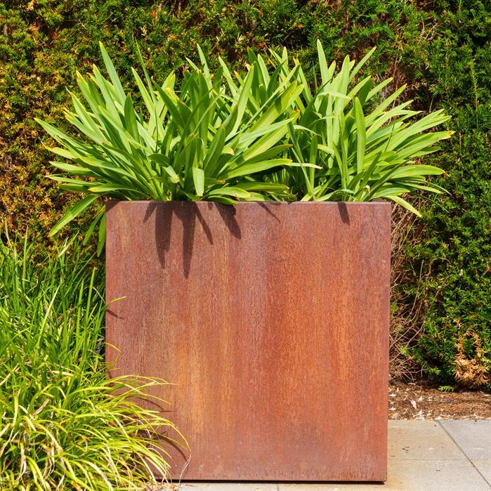 CORDOBA QUADRATISCHE Pflanzenkübel aus CorTen-Stahl